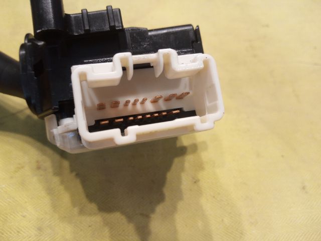 bontott TOYOTA AVENSIS T25 Bal Kormánykapcsoló Irányjelző