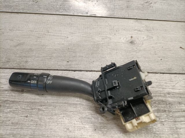 bontott TOYOTA AVENSIS T25 Bal Kormánykapcsoló Irányjelző