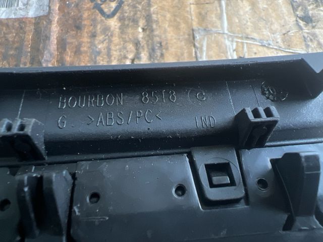 bontott TOYOTA AVENSIS T25 Bal Szellőző