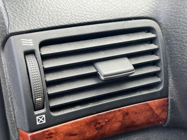 bontott TOYOTA AVENSIS T25 Bal Szellőző