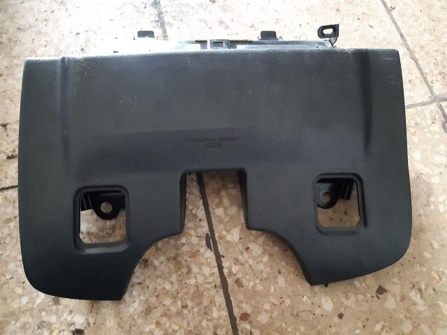 bontott TOYOTA AVENSIS T25 Bal Térdlégzsák