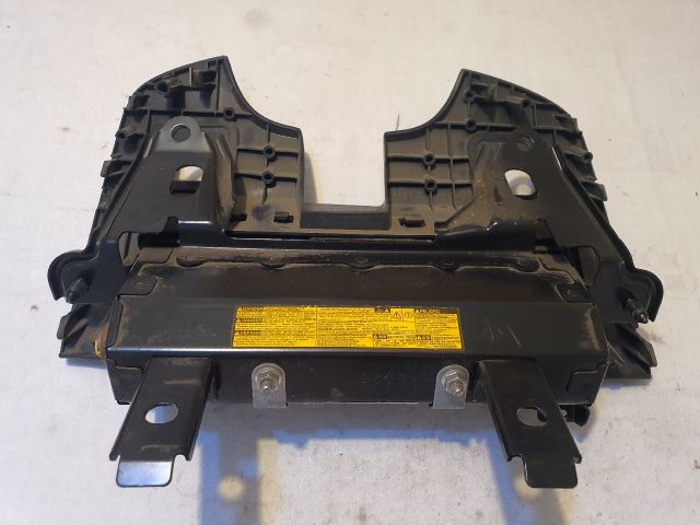 bontott TOYOTA AVENSIS T25 Bal Térdlégzsák