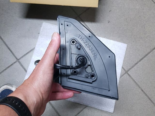 bontott TOYOTA AVENSIS T25 Bal Visszapillantó Tükör (Elektromos)