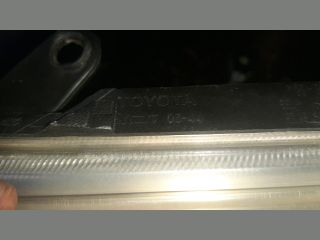 bontott TOYOTA AVENSIS T25 Bal Xenon Fényszóró