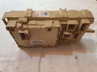 bontott TOYOTA AVENSIS T25 Biztosítéktábla Utastér