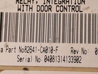 bontott TOYOTA AVENSIS T25 Biztosítéktábla Utastér