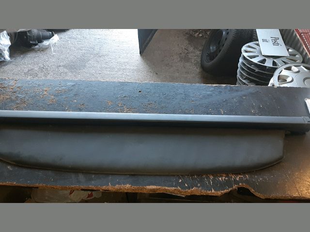 bontott TOYOTA AVENSIS T25 Csomagtér Roló