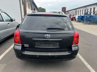 bontott TOYOTA AVENSIS T25 Csomagtér Tálca