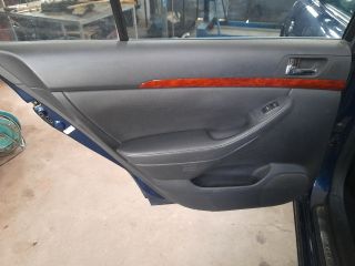 bontott TOYOTA AVENSIS T25 Csomagtérajtó Gumikéder