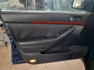 bontott TOYOTA AVENSIS T25 Csomagtérajtó Gumikéder