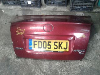 bontott TOYOTA AVENSIS T25 Csomagtérajtó (Részeivel)