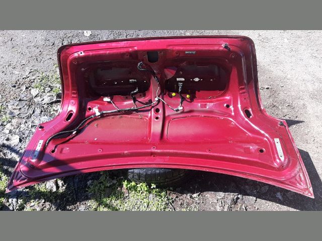 bontott TOYOTA AVENSIS T25 Csomagtérajtó (Üres lemez)