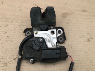 bontott TOYOTA AVENSIS T25 Csomagtérajtó Zárszerkezet