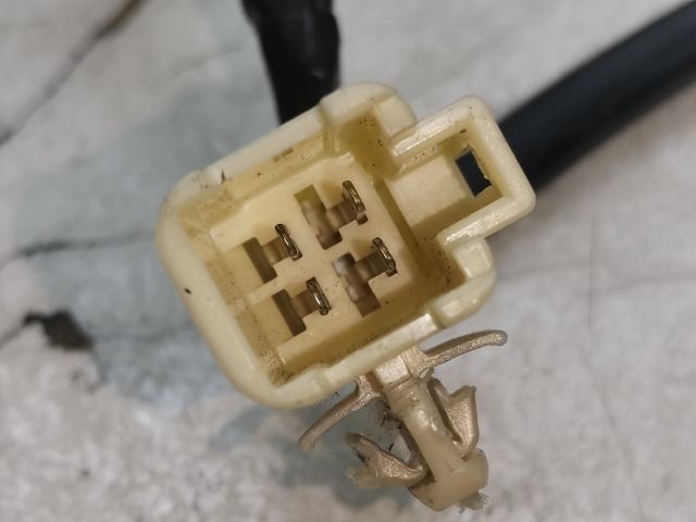 bontott TOYOTA AVENSIS T25 Csomagtérajtó Zárszerkezet