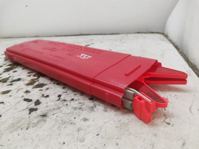 bontott TOYOTA AVENSIS T25 Elakadásjelző Háromszög