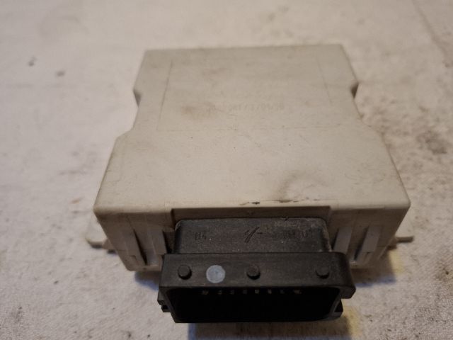 bontott TOYOTA AVENSIS T25 Elektronika (Magában)