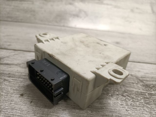 bontott TOYOTA AVENSIS T25 Elektronika (Magában)