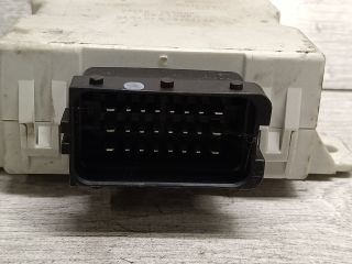 bontott TOYOTA AVENSIS T25 Elektronika (Magában)