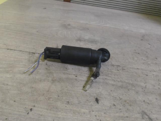 bontott TOYOTA AVENSIS T25 Első Ablakmosó Szivattyú