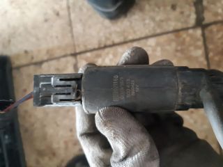 bontott TOYOTA AVENSIS T25 Első Ablakmosó Szivattyú