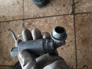 bontott TOYOTA AVENSIS T25 Első Ablakmosó Szivattyú