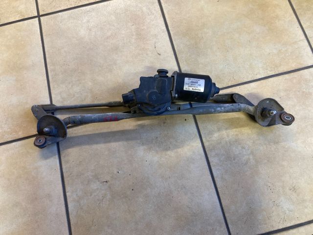 bontott TOYOTA AVENSIS T25 Első Ablaktörlő Szerkezet Motorral