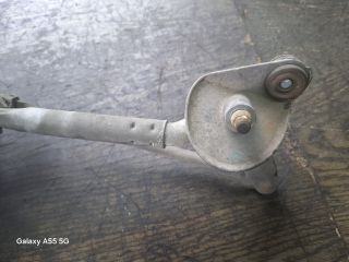 bontott TOYOTA AVENSIS T25 Első Ablaktörlő Szerkezet Motorral