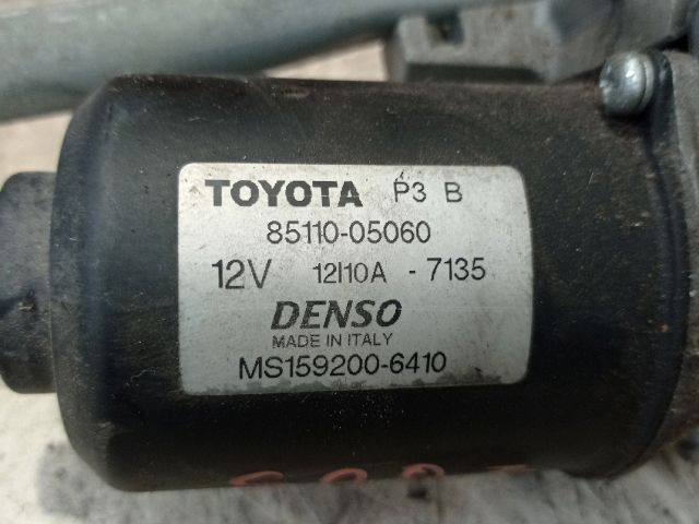 bontott TOYOTA AVENSIS T25 Első Ablaktörlő Szerkezet Motorral