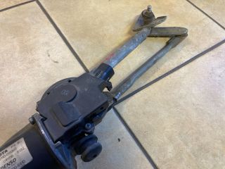 bontott TOYOTA AVENSIS T25 Első Ablaktörlő Szerkezet Motorral