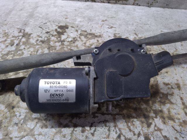 bontott TOYOTA AVENSIS T25 Első Ablaktörlő Szerkezet Motorral