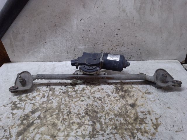 bontott TOYOTA AVENSIS T25 Első Ablaktörlő Szerkezet Motorral