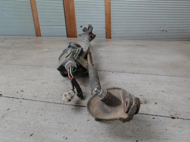 bontott TOYOTA AVENSIS T25 Első Ablaktörlő Szerkezet Motorral