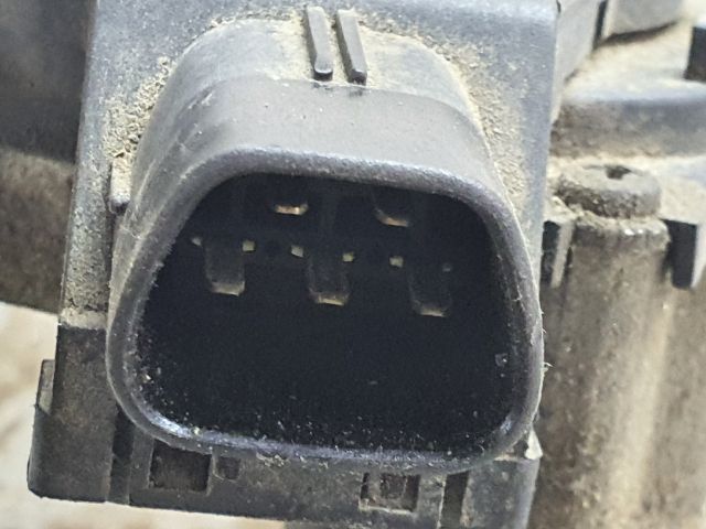 bontott TOYOTA AVENSIS T25 Első Ablaktörlő Szerkezet Motorral