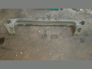 bontott TOYOTA AVENSIS T25 Első Lökhárító Merevítő (Fém)