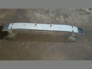 bontott TOYOTA AVENSIS T25 Első Lökhárító Merevítő (Fém)