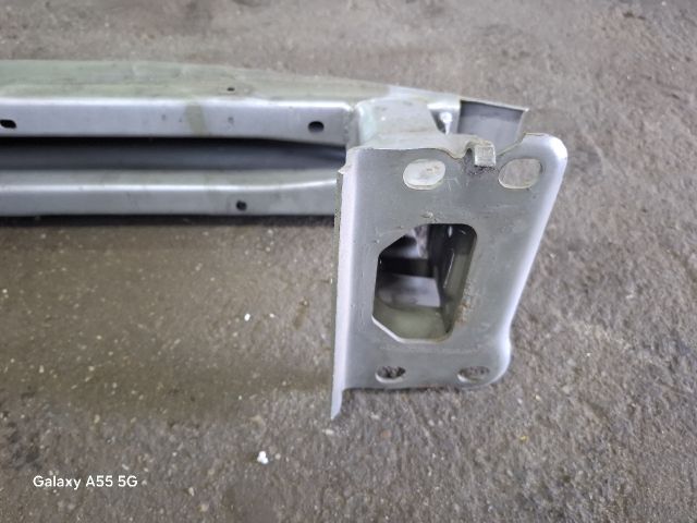 bontott TOYOTA AVENSIS T25 Első Lökhárító Merevítő (Fém)