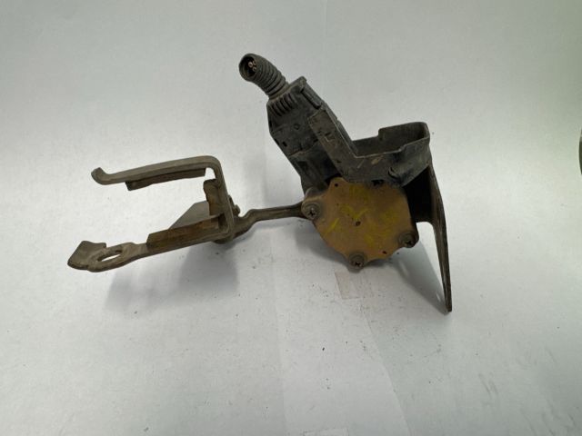 bontott TOYOTA AVENSIS T25 Első Xenon Szintszabályzó Jeladó