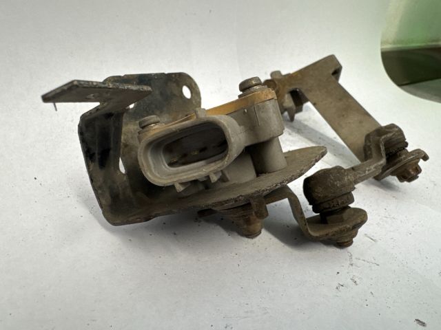 bontott TOYOTA AVENSIS T25 Első Xenon Szintszabályzó Jeladó