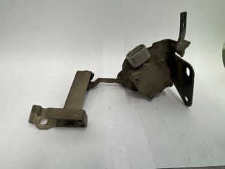 bontott TOYOTA AVENSIS T25 Első Xenon Szintszabályzó Jeladó