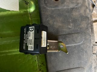 bontott TOYOTA AVENSIS T25 Fényszóró Elektronika