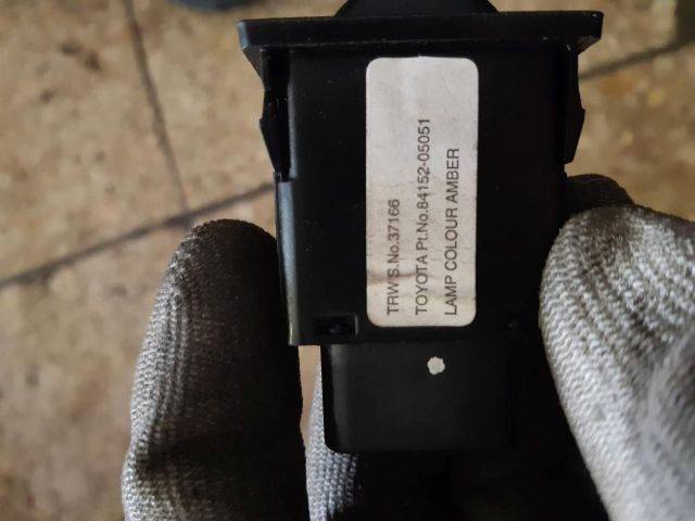 bontott TOYOTA AVENSIS T25 Fényszórómagasság Állító Kapcsoló