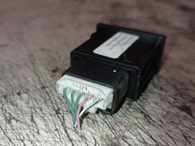 bontott TOYOTA AVENSIS T25 Fényszórómagasság Állító Kapcsoló