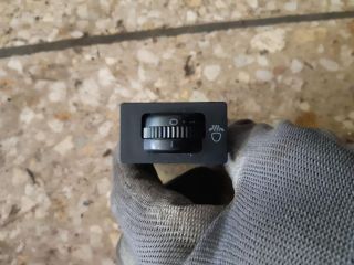 bontott TOYOTA AVENSIS T25 Fényszórómagasság Állító Kapcsoló