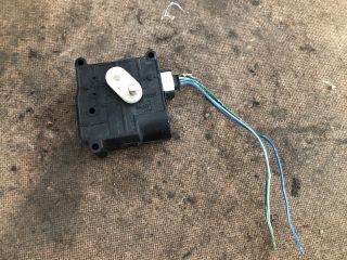 bontott TOYOTA AVENSIS T25 Fűtés Állító Motor