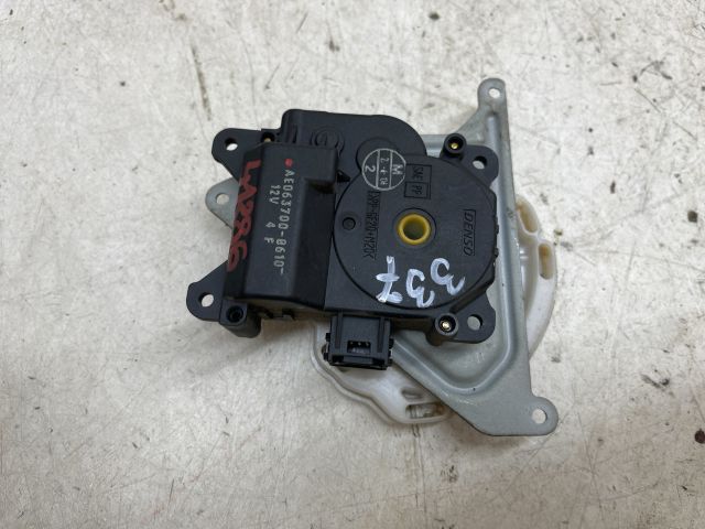 bontott TOYOTA AVENSIS T25 Fűtés Állító Motor