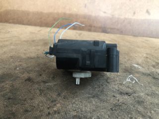 bontott TOYOTA AVENSIS T25 Fűtés Állító Motor