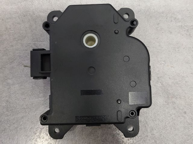 bontott TOYOTA AVENSIS T25 Fűtés Állító Motor