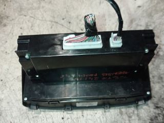 bontott TOYOTA AVENSIS T25 Fűtéskapcsoló (digit klímás)