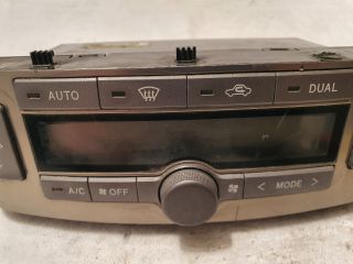 bontott TOYOTA AVENSIS T25 Fűtéskapcsoló (digit klímás)