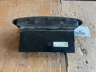 bontott TOYOTA AVENSIS T25 Fűtéskapcsoló (digit klímás)